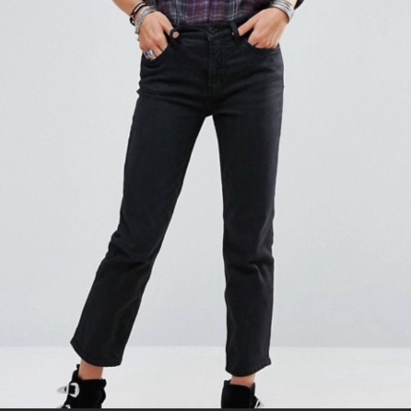 Free People Denim - Free People cropped jeans mid/high rise